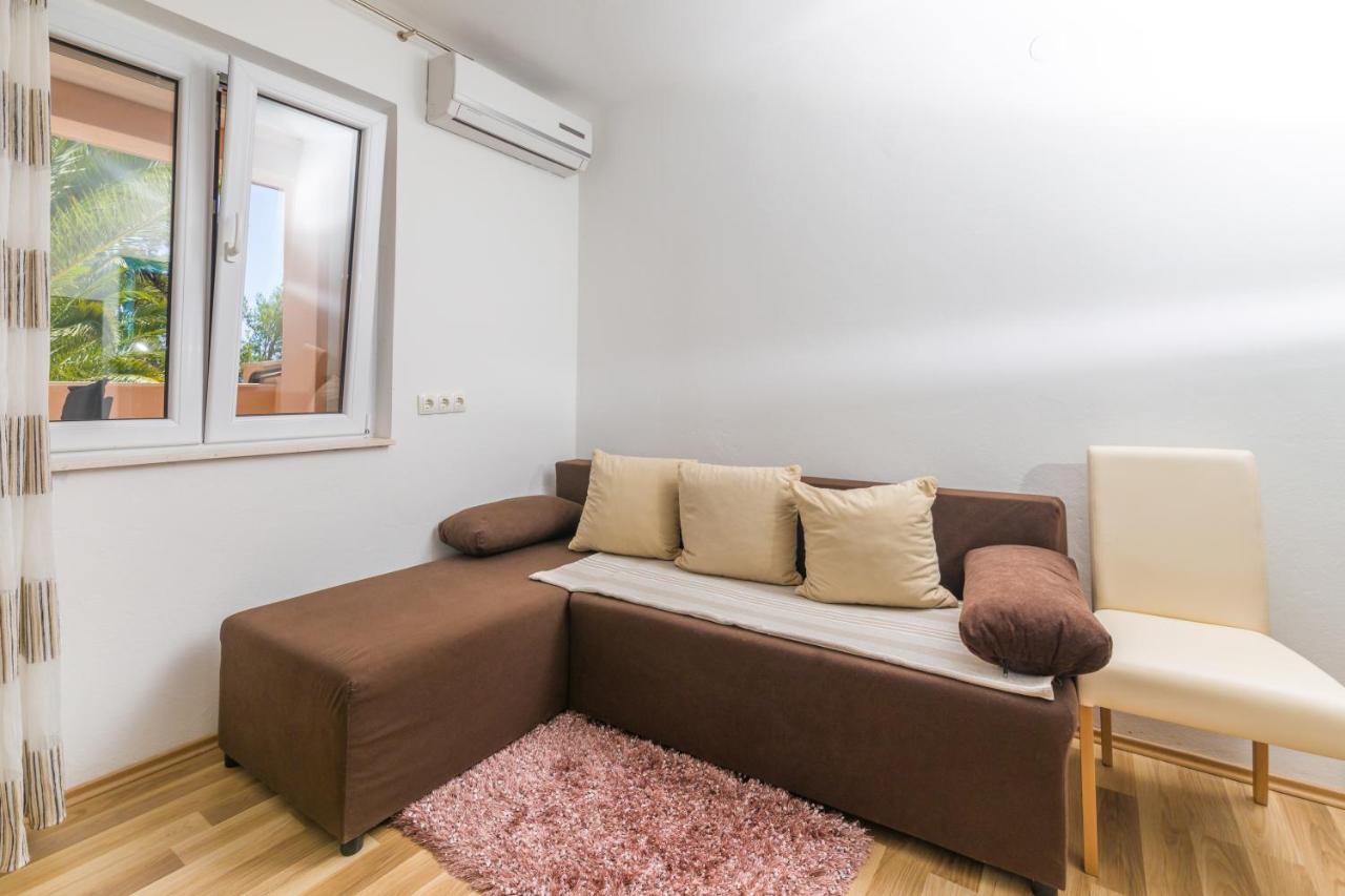 Guest House Marinna Врбоська Екстер'єр фото