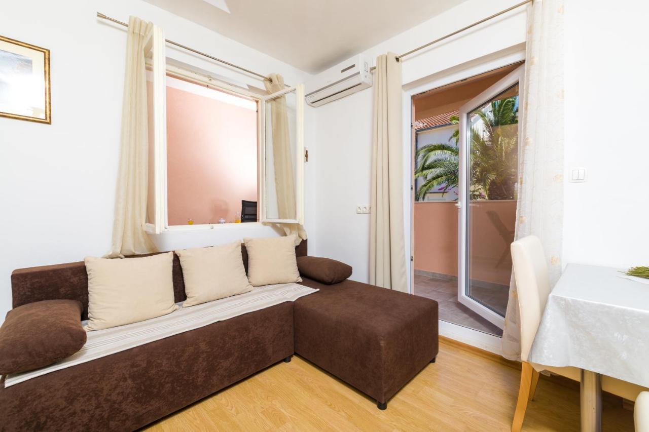 Guest House Marinna Врбоська Екстер'єр фото